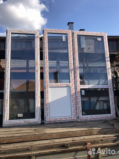 Пластиковые двери