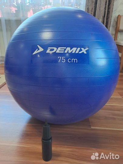 Гимнастический мяч