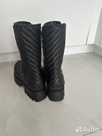 Ботинки челси Bershka