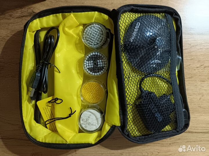 Щетка для чистки лица carrera 571