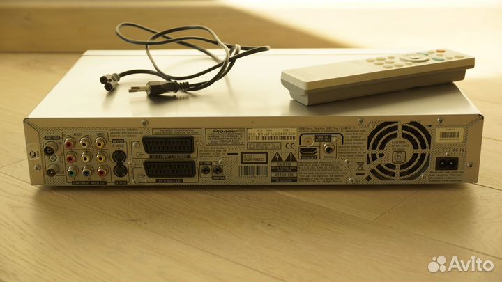 Pioneer DVR -550H-S + Panasonic SC-PT550