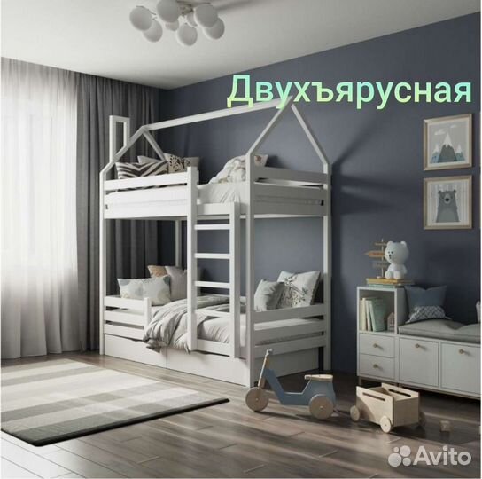 Детская кровать с вертикальной лестницей