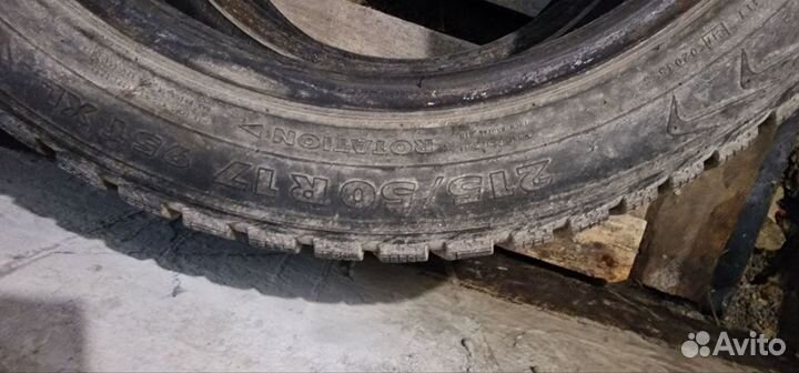 Nokian Tyres Hakkapeliitta 5 215/50 R17 19B