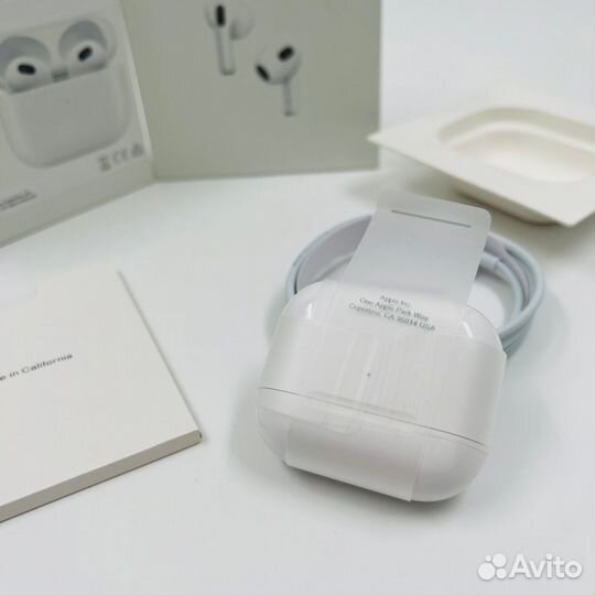 Apple AirPods 3 (Premium) + чехол