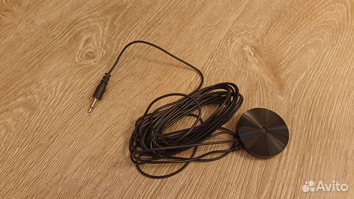 Av ресивер Onkyo TX-NR737