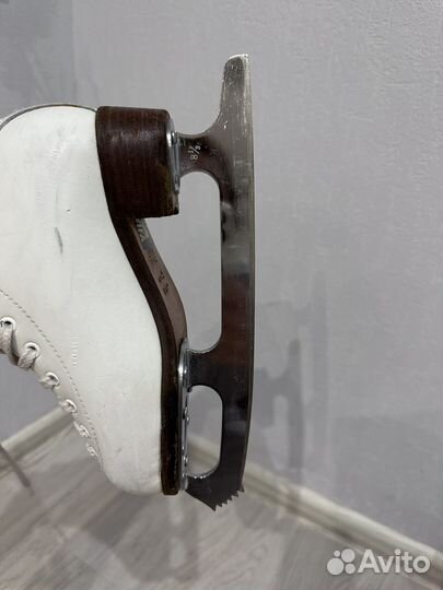 Фигурные коньки wifa 31L