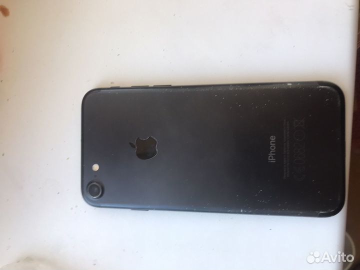 iPhone 7, 32 ГБ