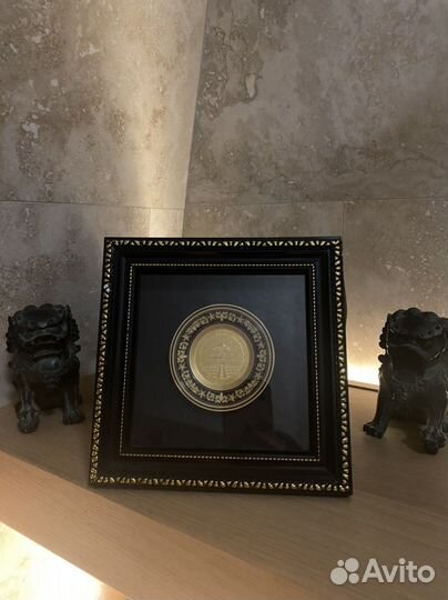 Статуэтки и фигурки