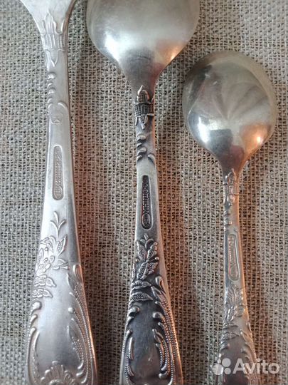 Набор приборов для сервировки стола