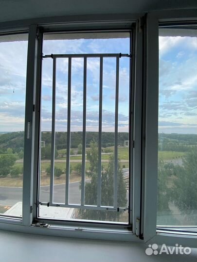 Решетки на окна от случайного выпадения детей