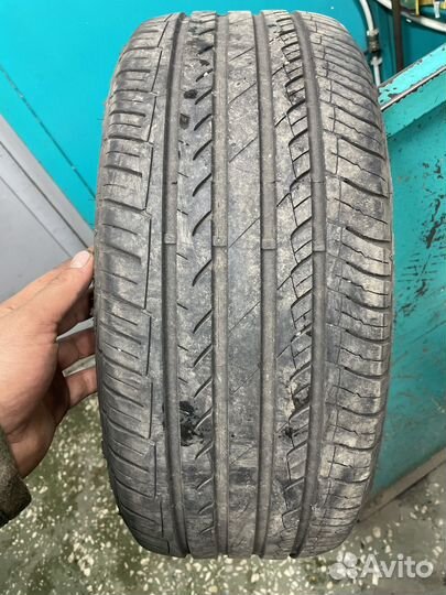 Hercules Roadtour 455 Sport 225/5 R17