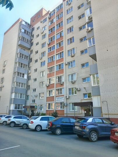 1-к. квартира, 40 м², 2/10 эт.