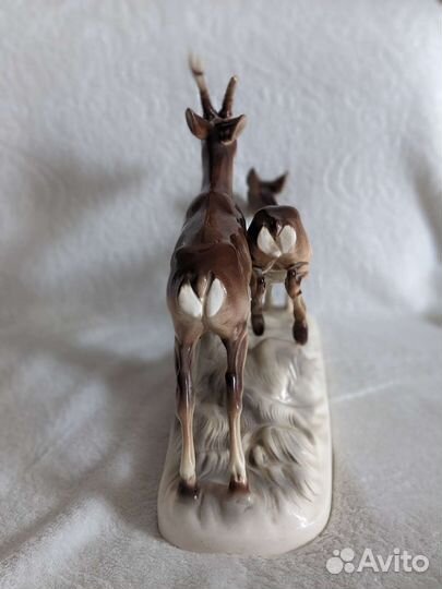 Статуэтка Бегущие олени германия
