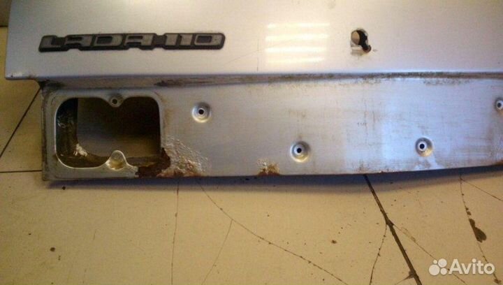 Крышка багажника Лада 2110