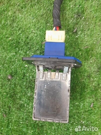 Резистор отопителя Hyundai Getz хэтчбек 1.4 G4EA