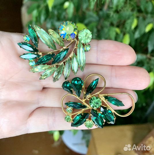 Броши прошлых лет