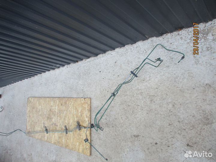 Магистраль тормозной системы Рено Логан 1 (2012г.)