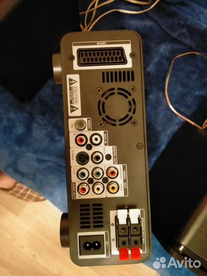 Домашний кинотеатр / музыкальный центр Philips