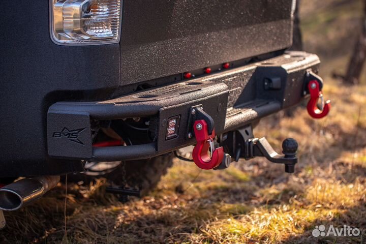 Буксировочный крюк BMS алюминиевый