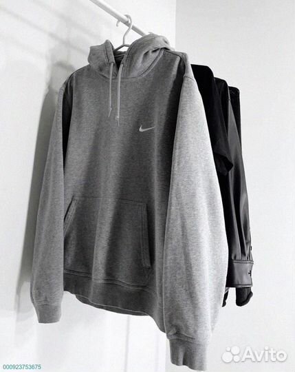 Спорт как стиль жизни: женские костюмы