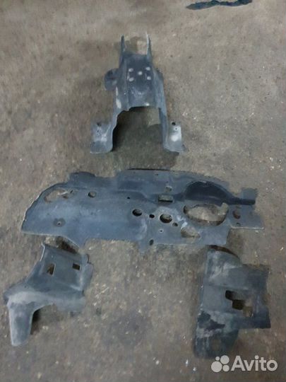 Шумоизоляция моторного отсека Ford Mustang VI N48H