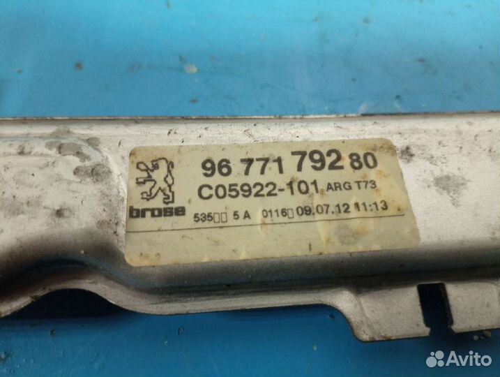 Стеклоподъёмник задний левый Peugeot 408