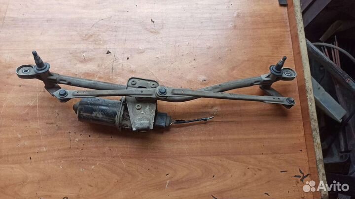 Трапеция стеклоочистителя Mazda BK3