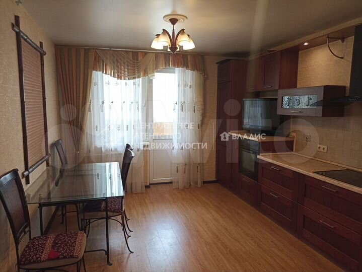 2-к. квартира, 75 м², 13/16 эт.