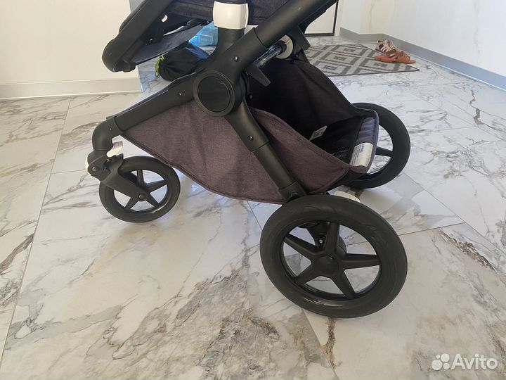 Коляска 2 в 1 Bugaboo Fox 2