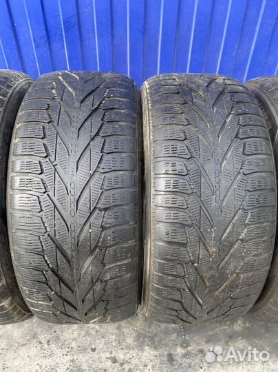Nokian Tyres Hakkapeliitta R2 SUV 275/50 R20