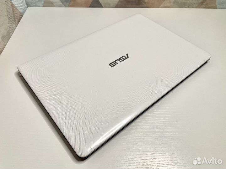 Ноутбук для учебы Asus