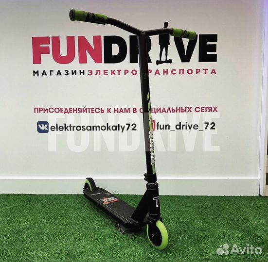 Трюковой самокат tech team duker 202