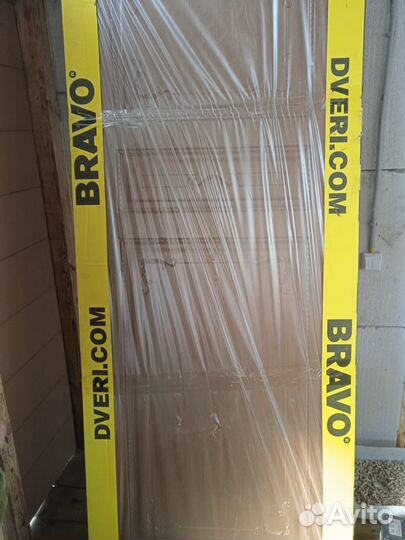 Двери межкомнатные с коробкой новые