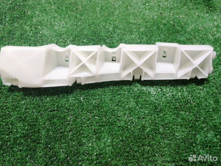 Кронштейн бампера передний левый Renault Koleos