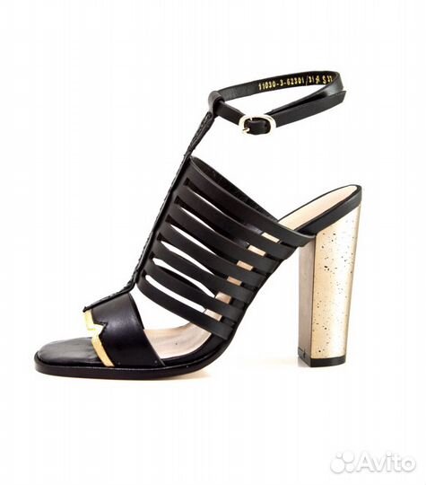 Босоножки новые alba