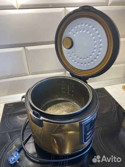 Мультиварка Марта чаша 3 л