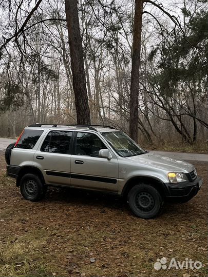 Honda CR-V 2.0 AT, 1997, 500 500 км