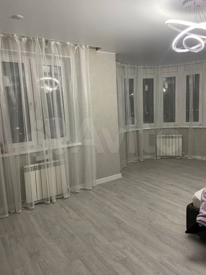 2-к. квартира, 58 м², 10/17 эт.