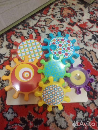 Развивающие игрушки