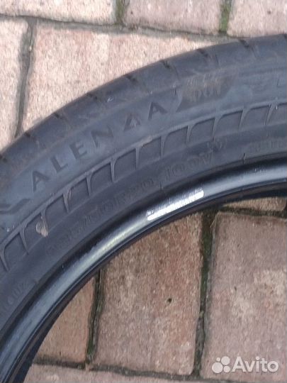 Bridgestone Alenza 001 235/50 R20 100V