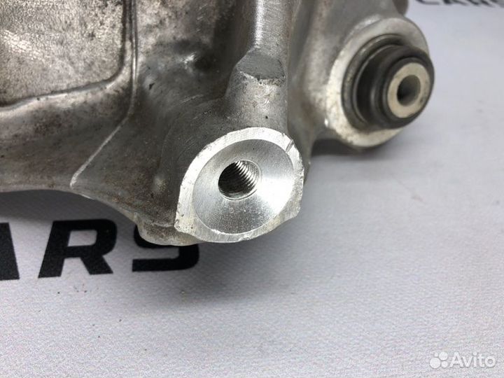 Кулак поворотный задний правый Bmw 5 G30 B57