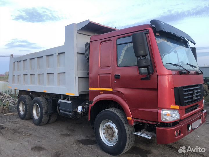 Howo ZZ3327N3647C, 2012