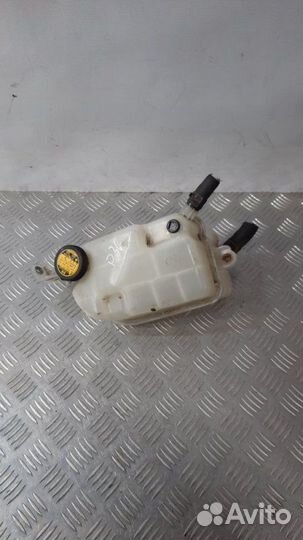 Бачок расширительный Toyota Avensis универсал 2.0