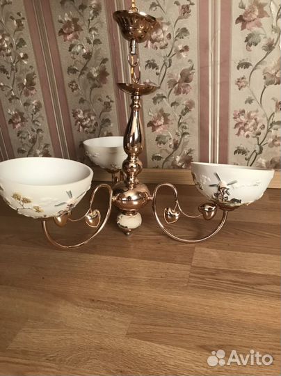 Люстра потолочная.Бра