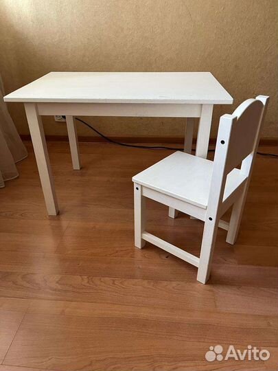 Детский стол и стул IKEA sundvik