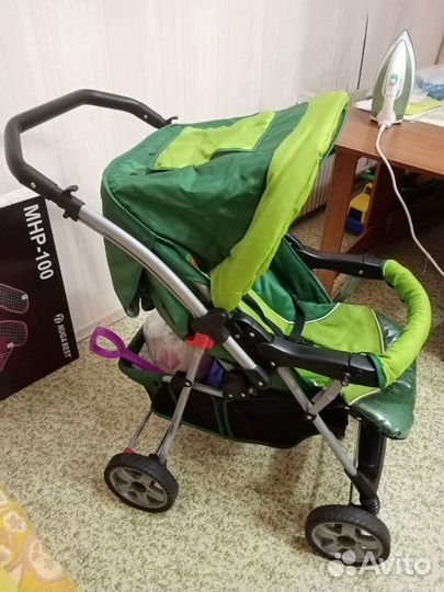 Прогулочная коляска