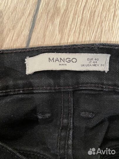 Джинсы мужские mango