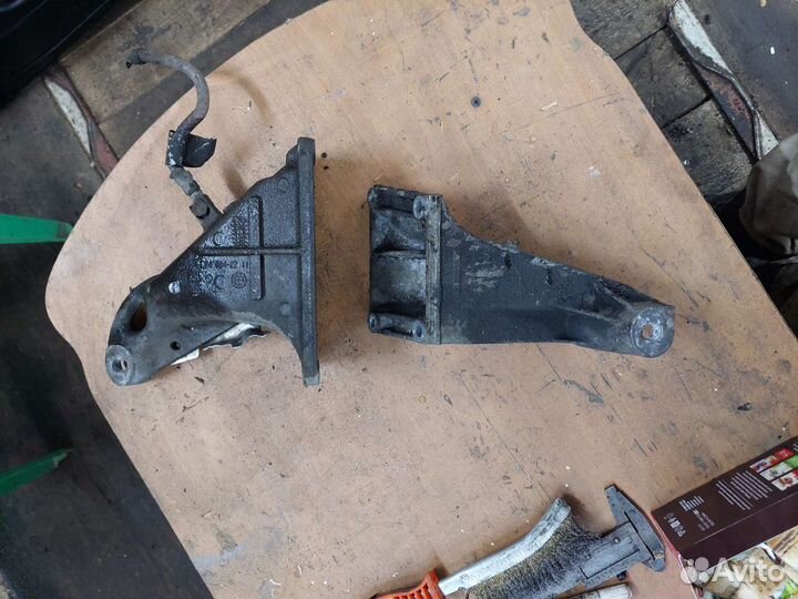 Бмв е46 лапы крепления двигателя м52-54