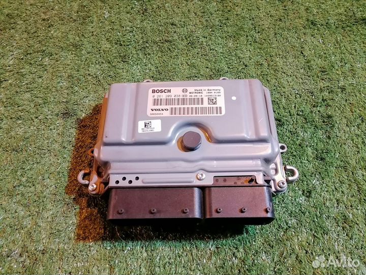 Блок управления двигателем B5254T3 0261209038 Volv