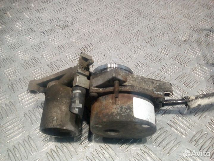 Насос вакуумный Ford Transit 6 2004